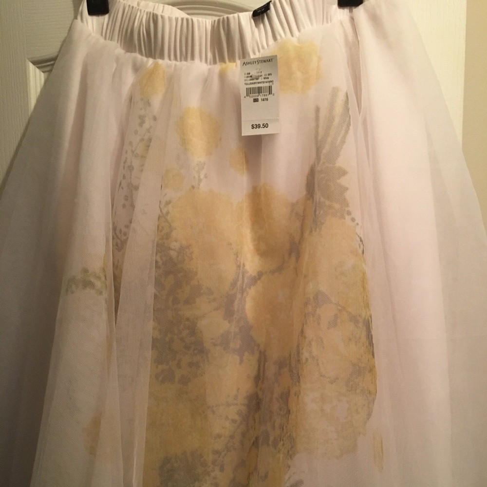 Tulle skirt